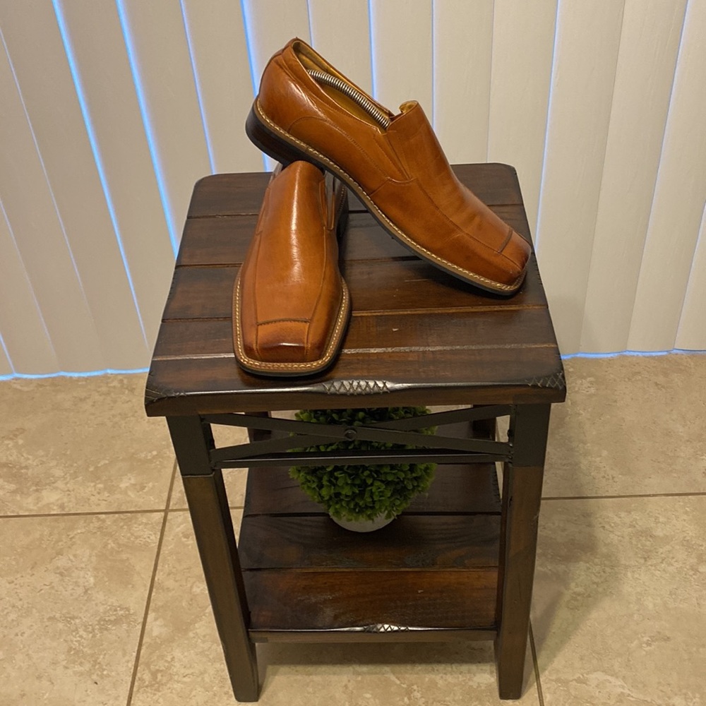 Mens brown leather loafers with shoe stretcher included - Picture 2 of 11